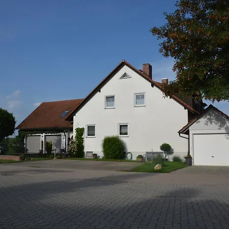 Apartment Gästehaus Baumann Sindersdorf