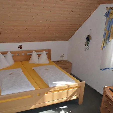 Apartment Gästehaus Baumann Sindersdorf *